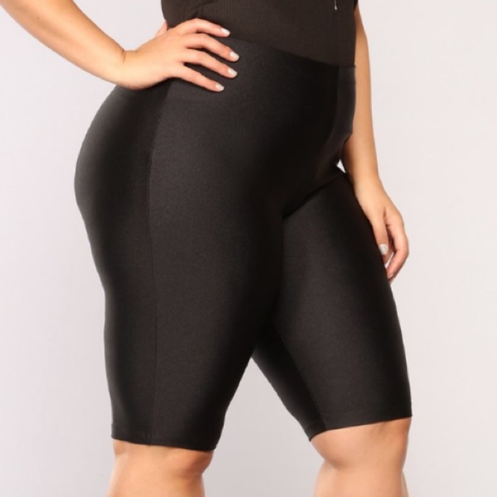 Fashion Nova - Curves For Days Black Biker Shorts